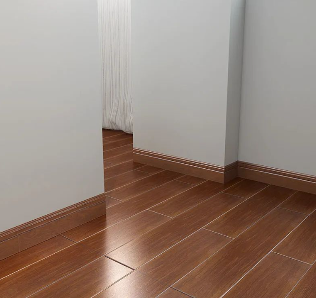 將瓷磚無用的邊角料代替踢腳線，沒想到這么高級！